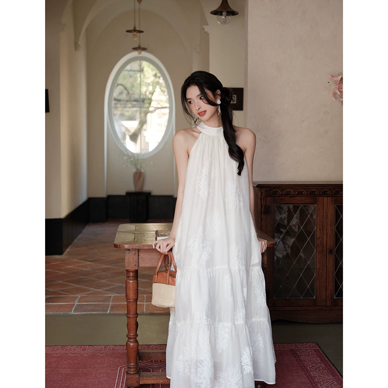 エンブロイダリーホルターロングドレス［m147］