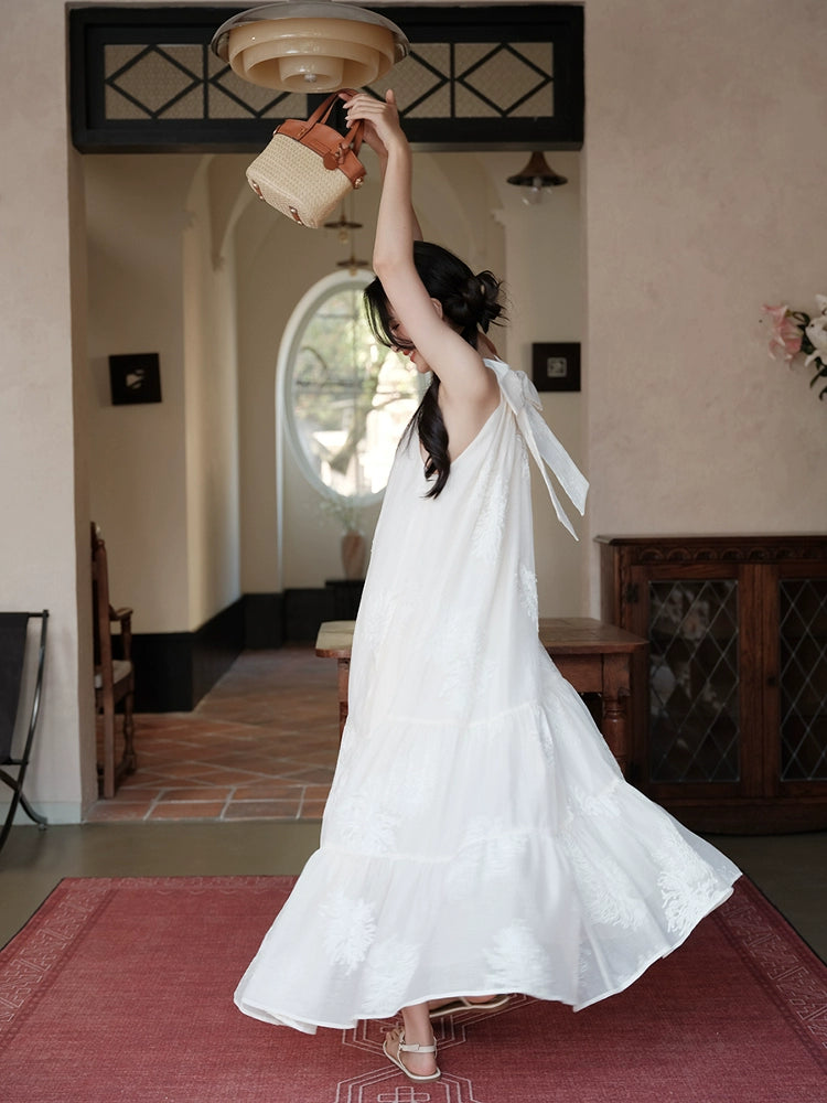 エンブロイダリーホルターロングドレス［m147］