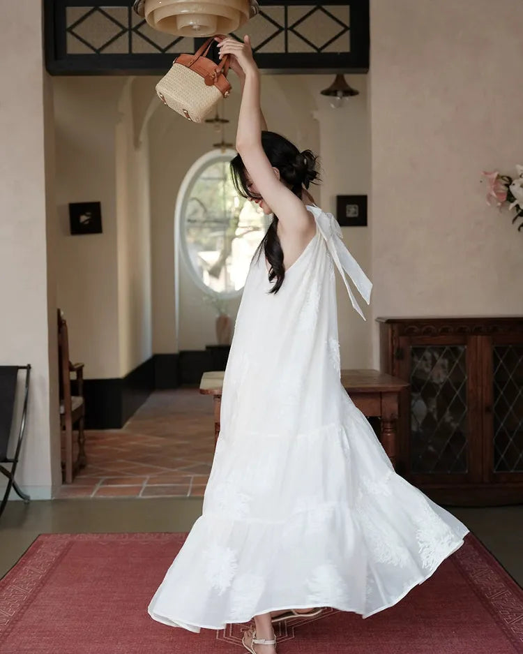 エンブロイダリーホルターロングドレス［m147］